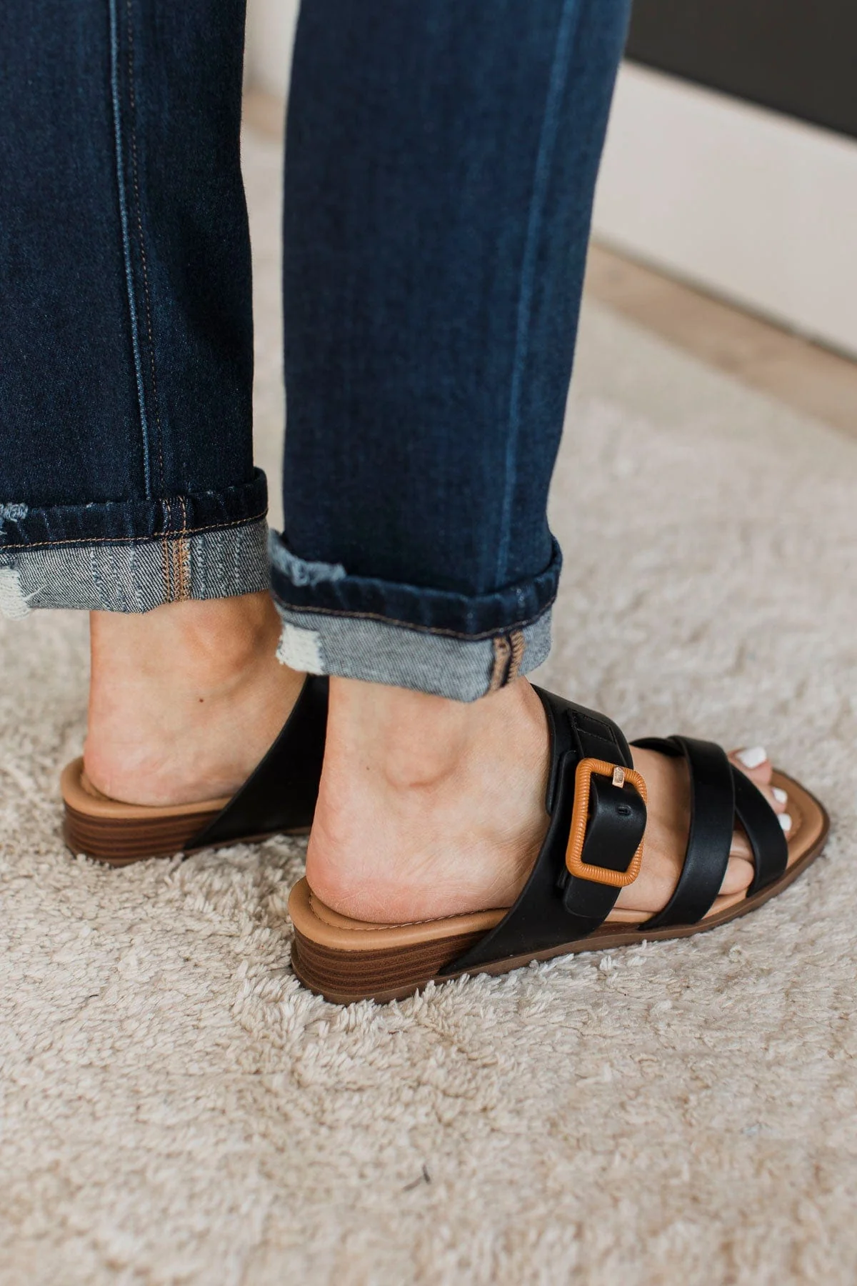 Soda Carry Sandals- Black - Image 4